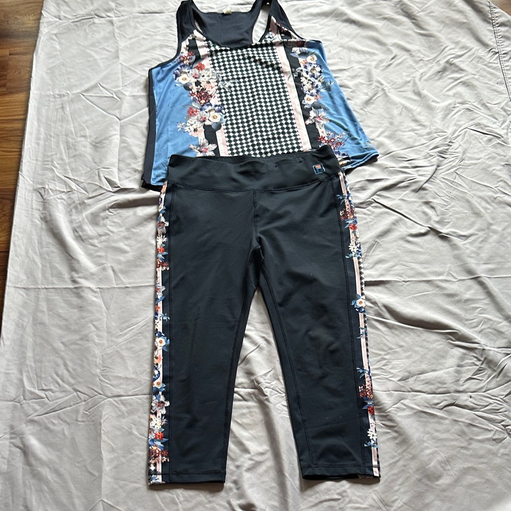 Fila Dark Blue Floral Cropped Set